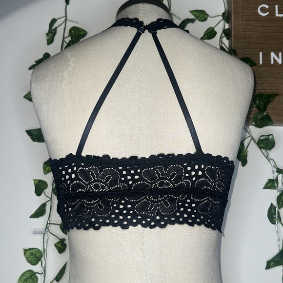 Aeropostale Black Lacey Racerback Bralette - Picture 3 of 4